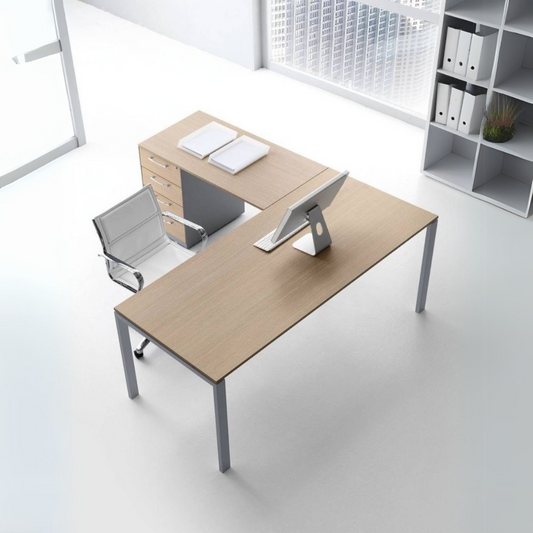 Desk | Wooden | 160 x 160 x 75 | DE24